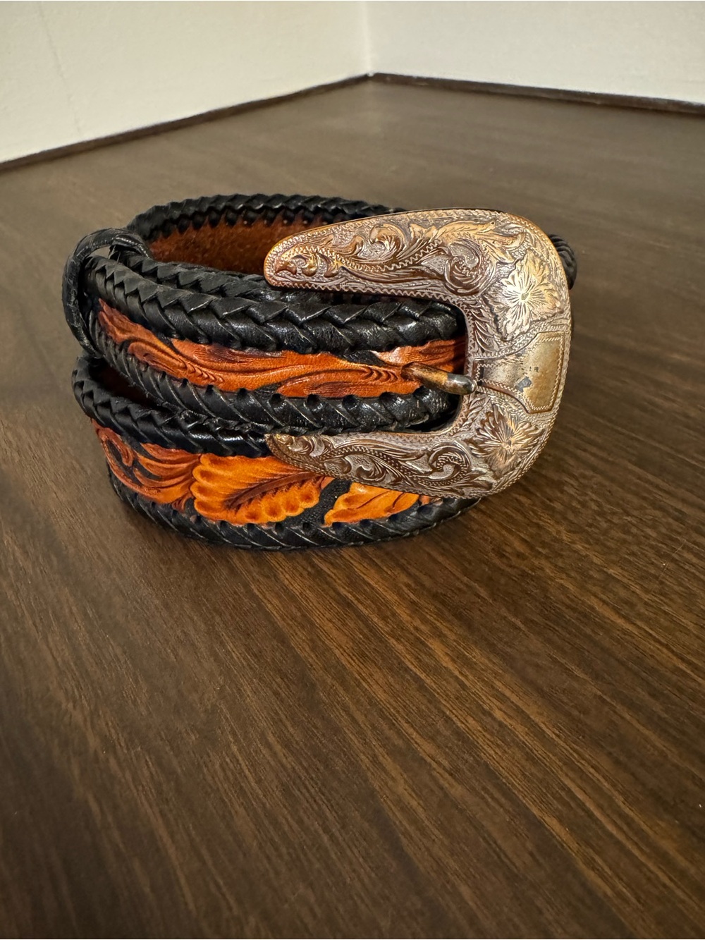 Vintage Tony Lama Hand Tooled Leather Western Belt Size 26 USA